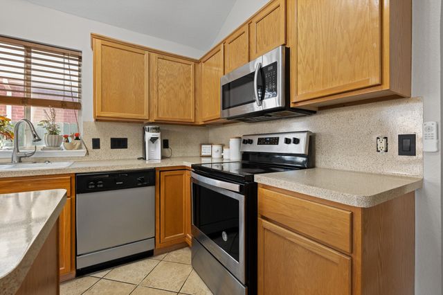 6716 Stockton Drive, Fort Worth, TX 76132