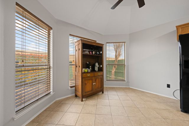 6716 Stockton Drive, Fort Worth, TX 76132