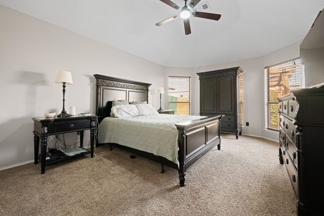 6716 Stockton Drive, Fort Worth, TX 76132