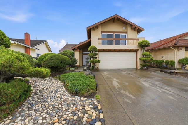 665 Hollyhock Drive, San Leandro, CA 94578