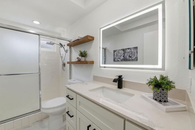 665 Hollyhock Drive, San Leandro, CA 94578