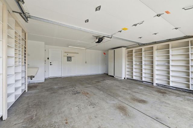 665 Hollyhock Drive, San Leandro, CA 94578