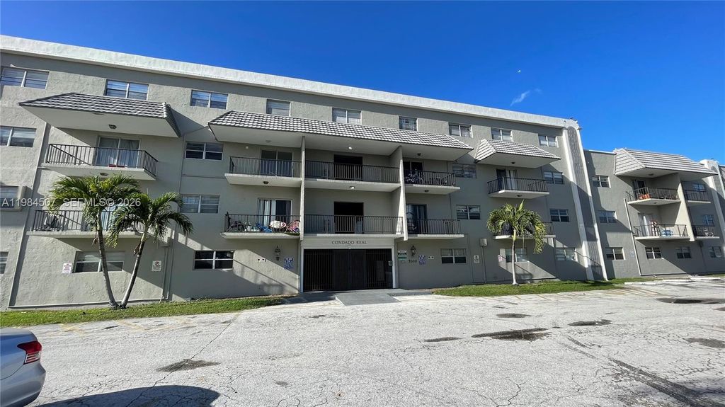 5100 SW 41st Street 226, Pembroke Park, FL 33023