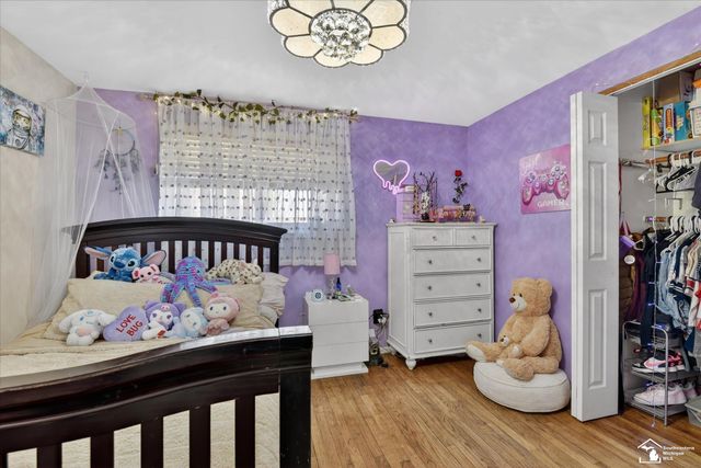 7060 Brookside Drive, Lambertville, MI 48144