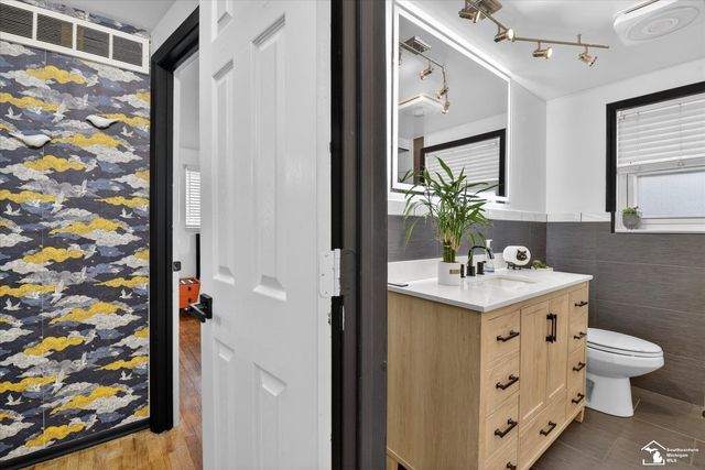 7060 Brookside Drive, Lambertville, MI 48144