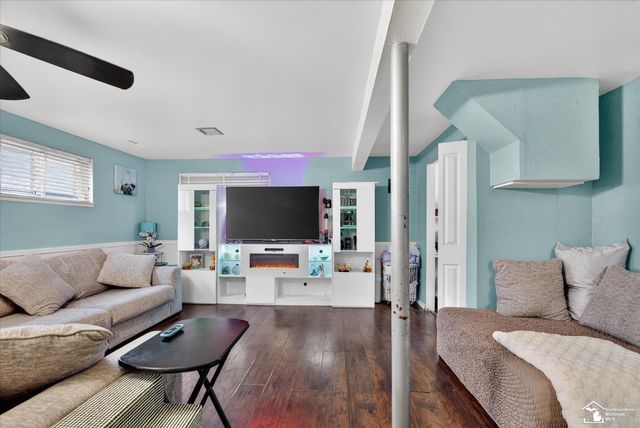 7060 Brookside Drive, Lambertville, MI 48144