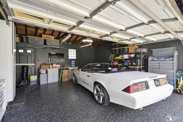 7060 Brookside Drive, Lambertville, MI 48144