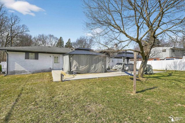 7060 Brookside Drive, Lambertville, MI 48144