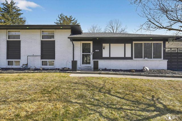 7060 Brookside Drive, Lambertville, MI 48144