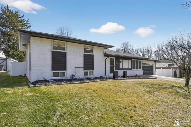 7060 Brookside Drive, Lambertville, MI 48144