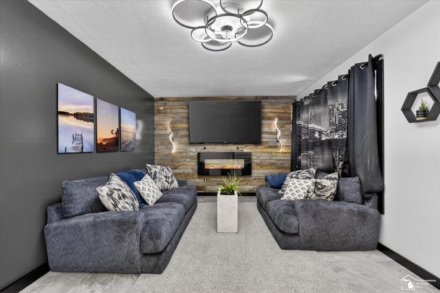 7060 Brookside Drive, Lambertville, MI 48144