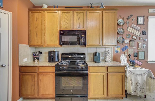 1706 Zeppelin Circle, Deer Park, TX 77536