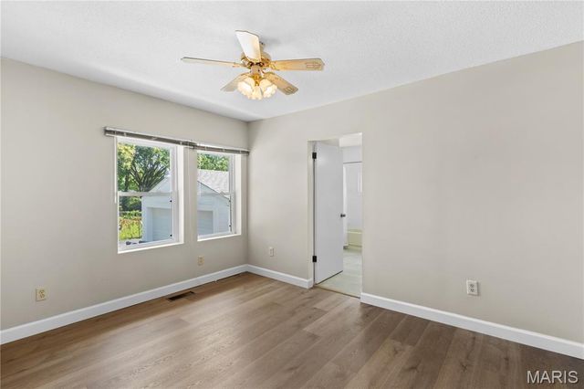 2970 Walton Road, St John, MO 63114