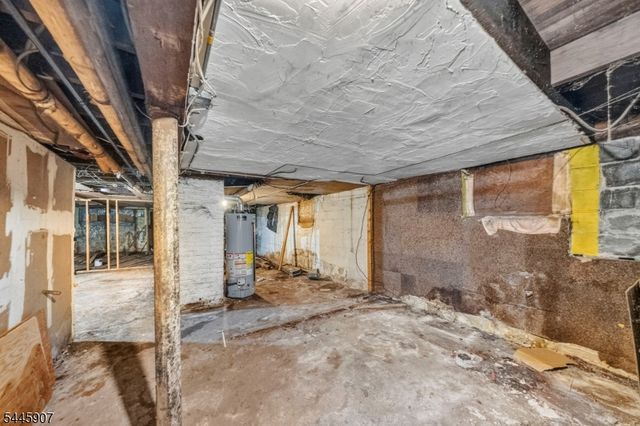 288 Pomona Ave 3, Newark City, NJ 07112