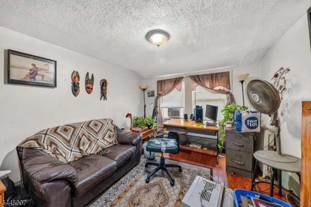 288 Pomona Ave 3, Newark City, NJ 07112