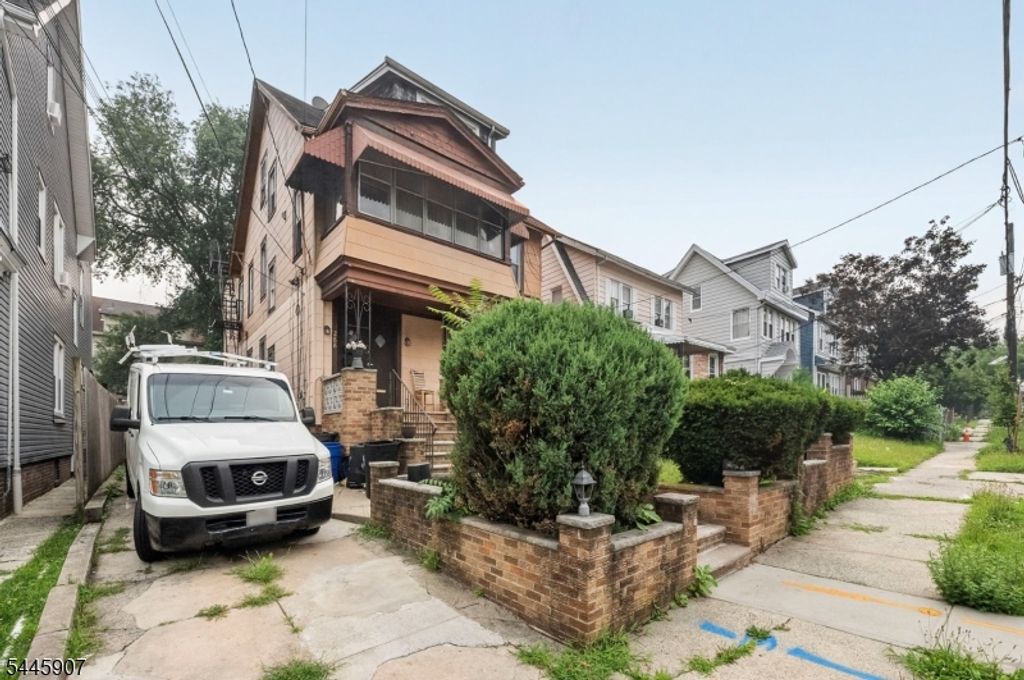 288 Pomona Ave 3, Newark City, NJ 07112