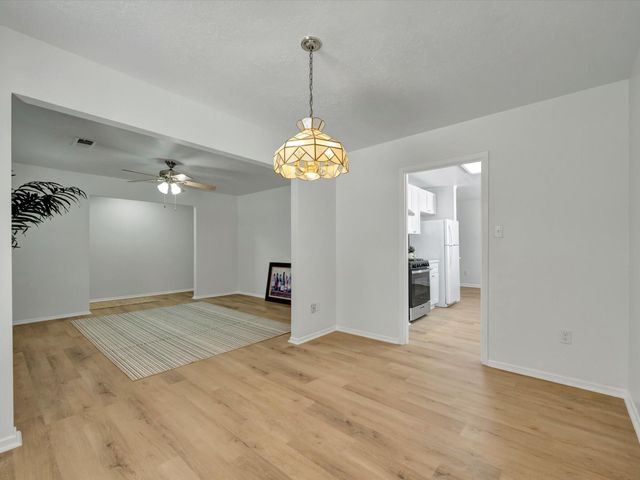 1003 Richvale Lane, Houston, TX 77062