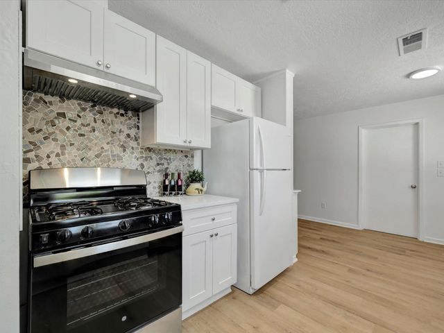 1003 Richvale Lane, Houston, TX 77062