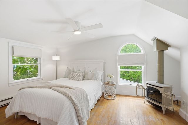 252 Washington St, Arlington, MA 02474