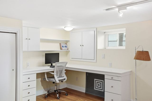 252 Washington St, Arlington, MA 02474