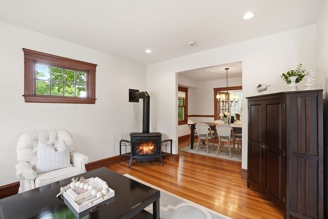 252 Washington St, Arlington, MA 02474