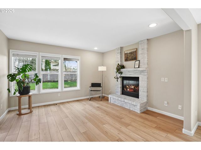 358 Se 69TH Ave, Hillsboro, OR 97123