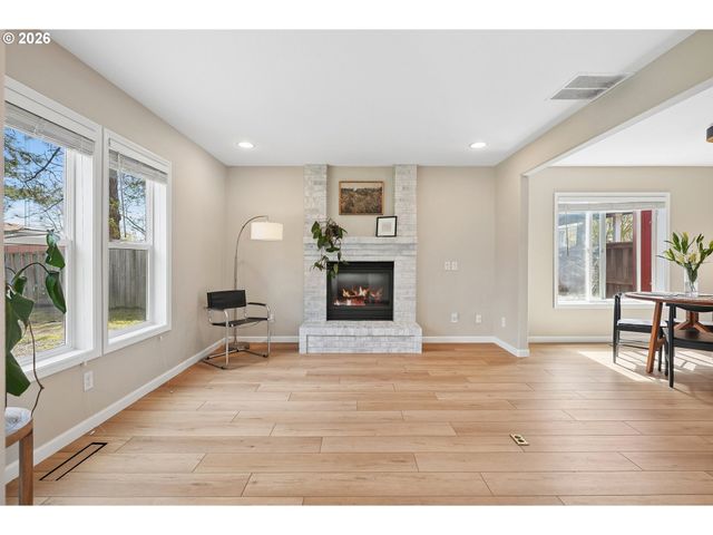 358 Se 69TH Ave, Hillsboro, OR 97123