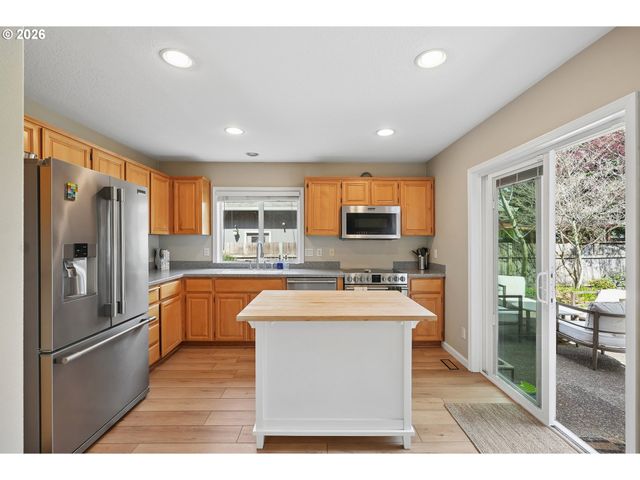 358 Se 69TH Ave, Hillsboro, OR 97123