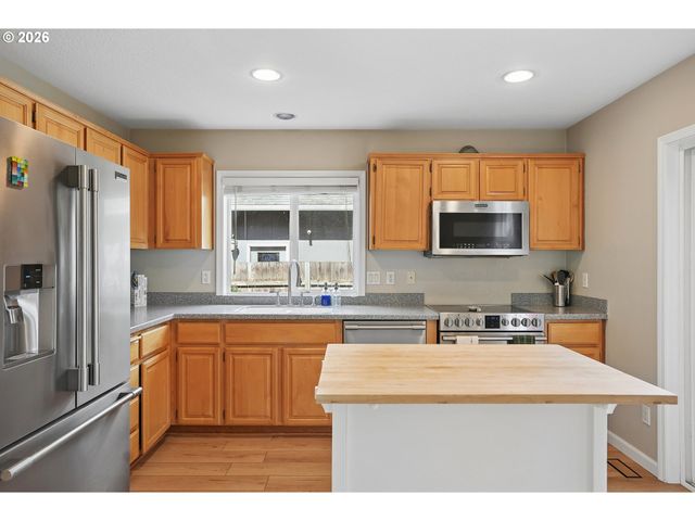 358 Se 69TH Ave, Hillsboro, OR 97123