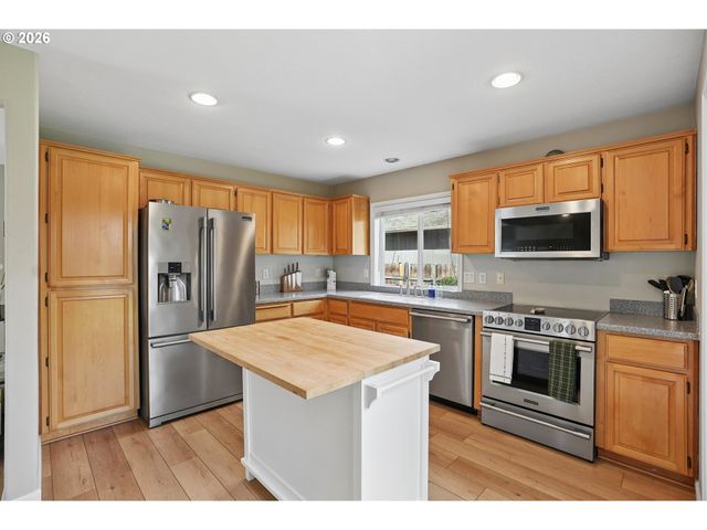 358 Se 69TH Ave, Hillsboro, OR 97123