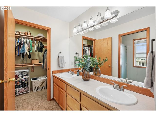 358 Se 69TH Ave, Hillsboro, OR 97123