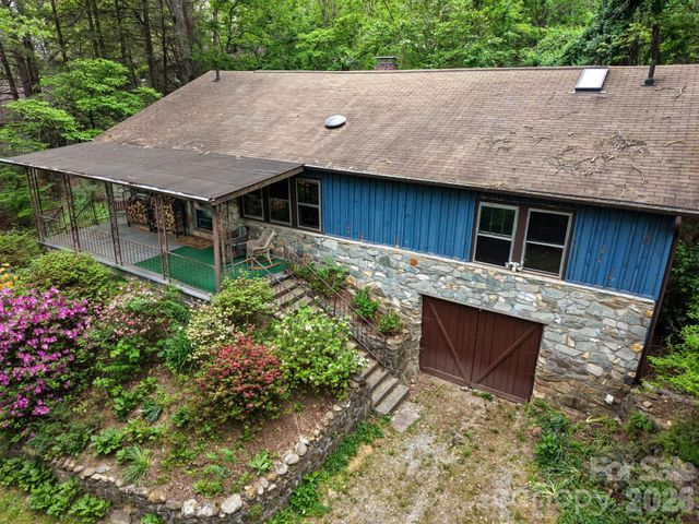 257 Pine Street, Black Mountain, NC 28711