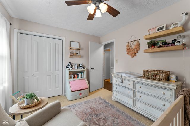 1224 S Vera Drive, New Palestine, IN 46163