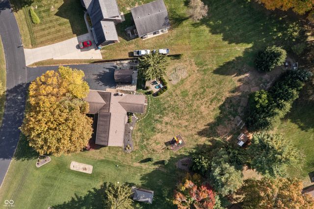 1224 S Vera Drive, New Palestine, IN 46163