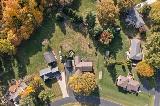 1224 S Vera Drive, New Palestine, IN 46163