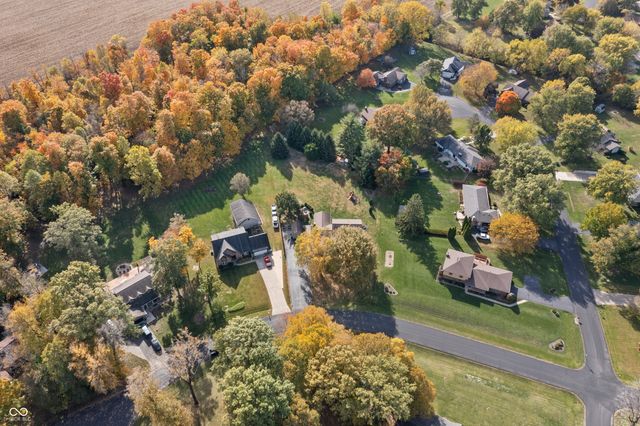 1224 S Vera Drive, New Palestine, IN 46163