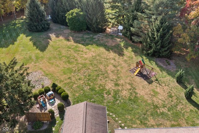 1224 S Vera Drive, New Palestine, IN 46163