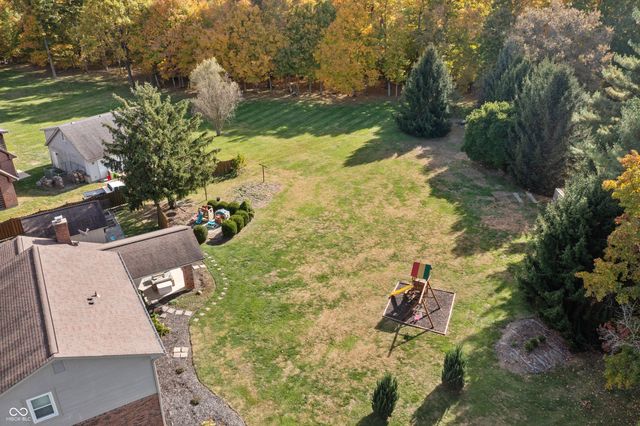 1224 S Vera Drive, New Palestine, IN 46163