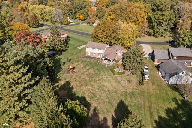 1224 S Vera Drive, New Palestine, IN 46163