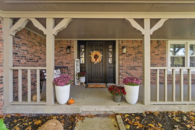 1224 S Vera Drive, New Palestine, IN 46163