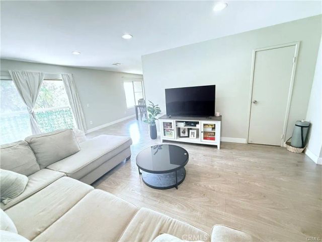 1525 Walnut Leaf 209, Walnut, CA 91789