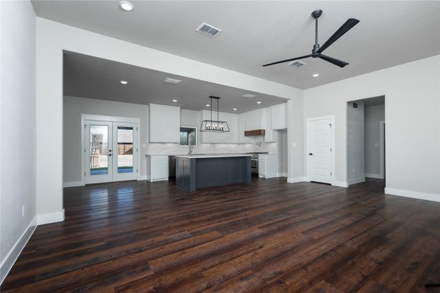 1007 Westwood Drive, Graham, TX 76450