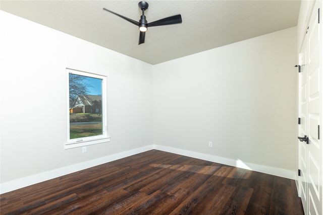 1007 Westwood Drive, Graham, TX 76450