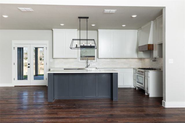 1007 Westwood Drive, Graham, TX 76450