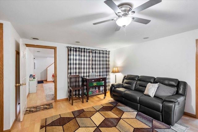 13001 W Glacier Drive, Evansville, WI 53536