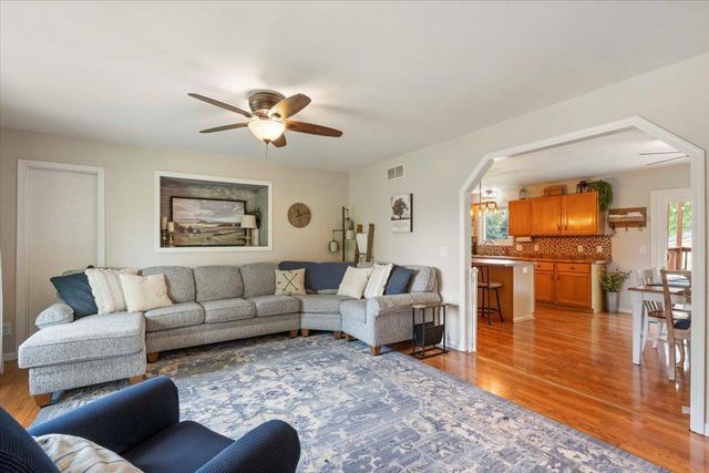 13001 W Glacier Drive, Evansville, WI 53536