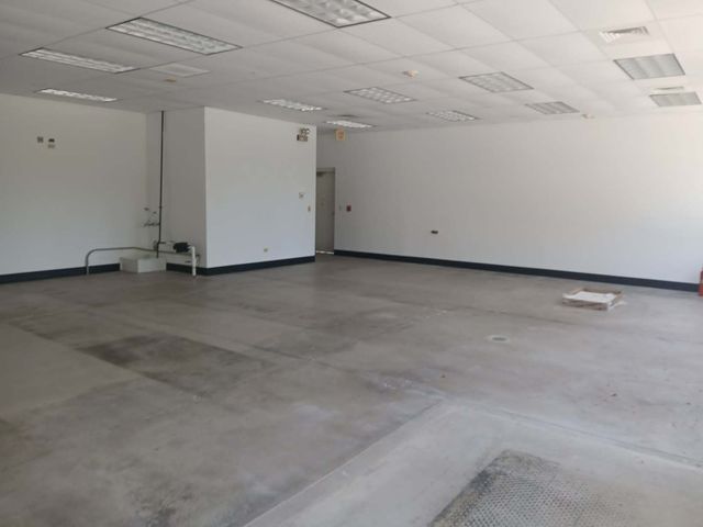 819 Ogden Avenue, Lisle, IL 60532
