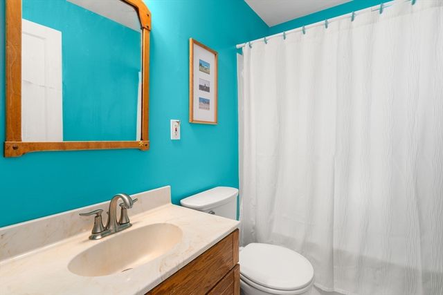 24 Vernon Road, Natick, MA 01760