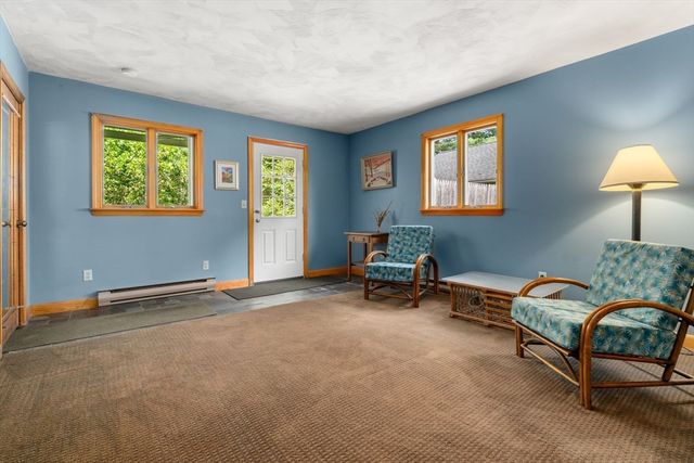 24 Vernon Road, Natick, MA 01760