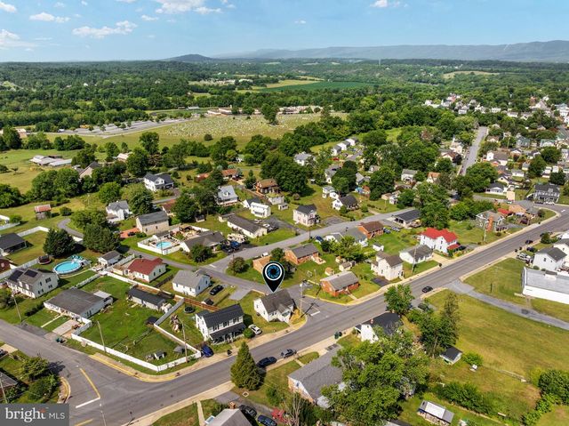 528 E QUEEN ST, Strasburg, VA 22657